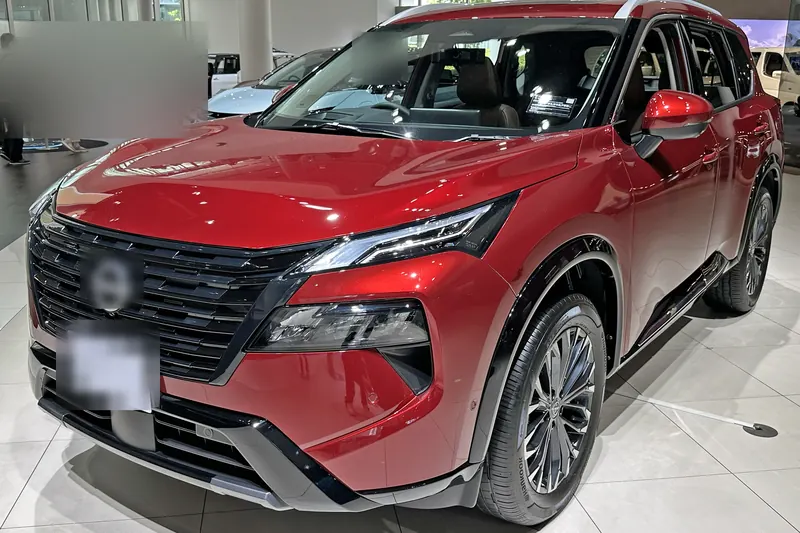 2023 Nissan X-Trail — ön 3/4